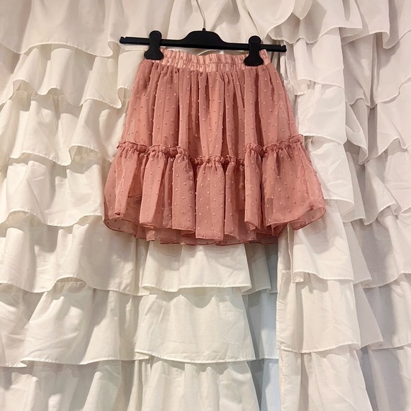 Size 2/XS flowy pink summer mini skirt - Picture 2 of 2